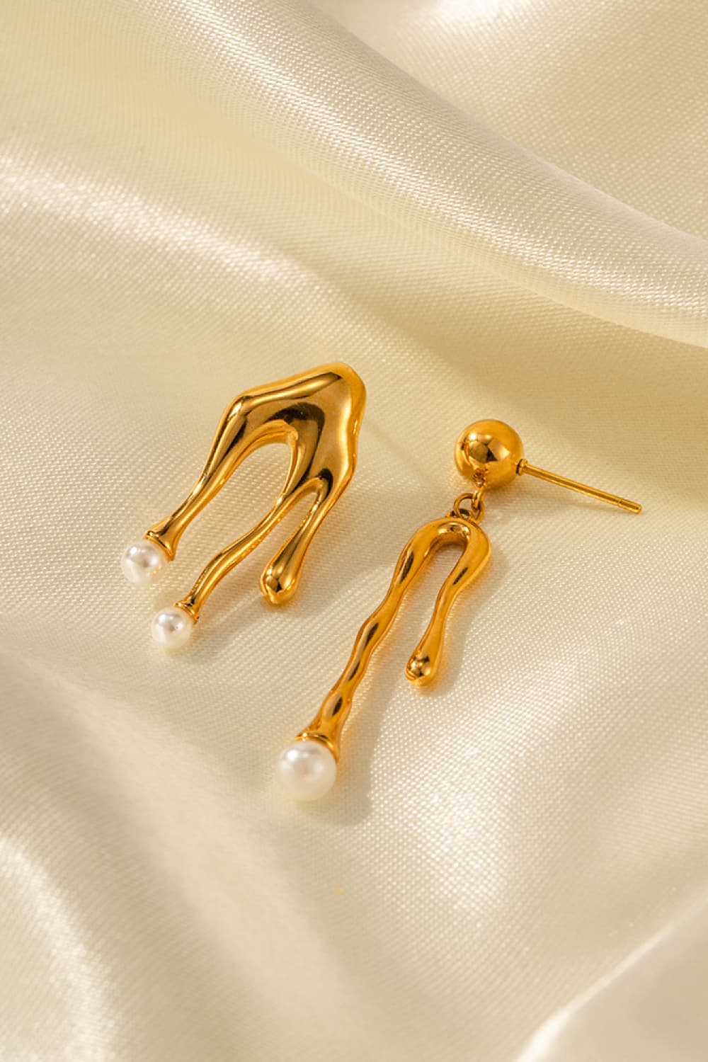 Pearl Liquid Metal Drop Dangle Earrings
