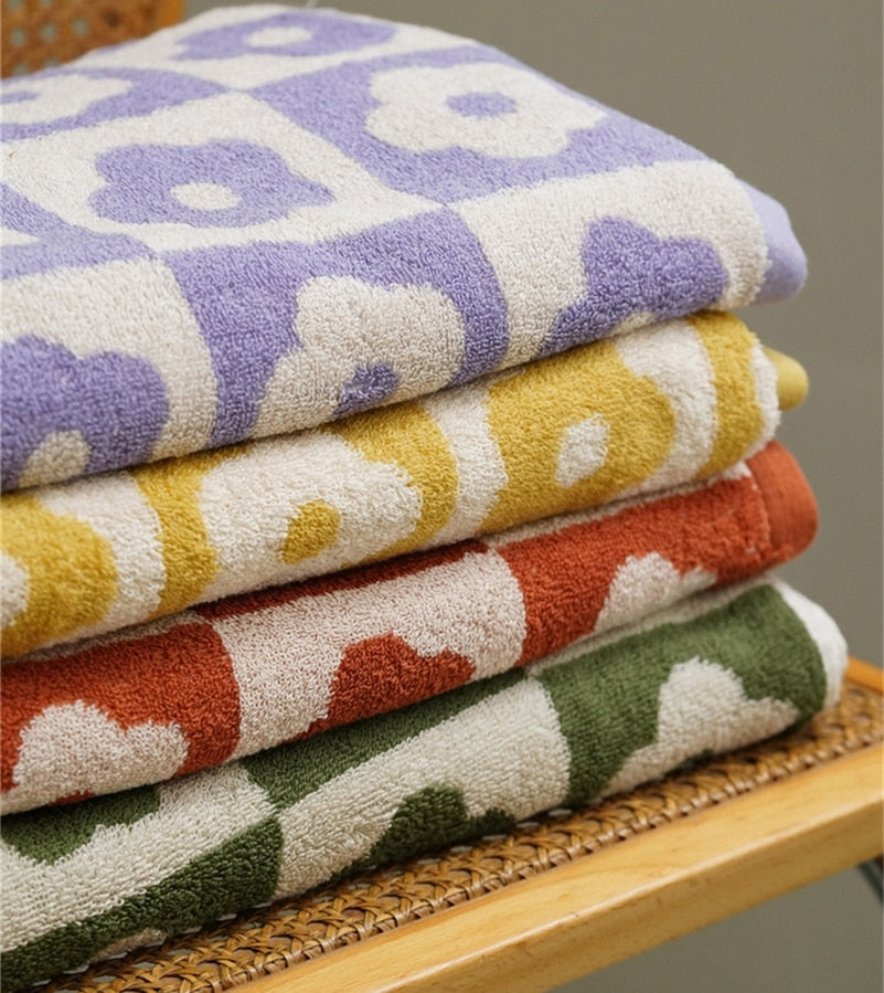 Retro Checkered Bath Towel Collection